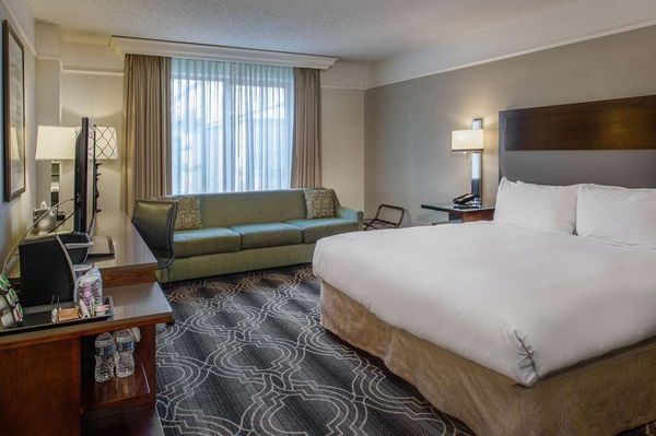 St. Louis Union Station Hotel, Curio Collection by Hilton by null