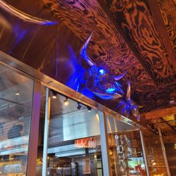 Metallic bull heads