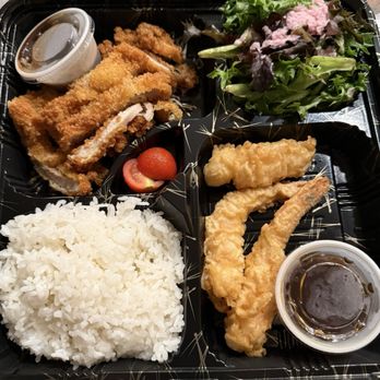 Hello Temaki - Sushi Bars Near Me - Elk Grove, California Hello Temaki - Sushi Bars Near Me - Elk Grove, California