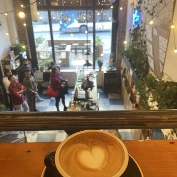Paquebot Vieux Mtl - Coffee & Tea Near Me - Montreal, Quebec Paquebot Vieux Mtl - Coffee & Tea Near Me - Montreal, Quebec