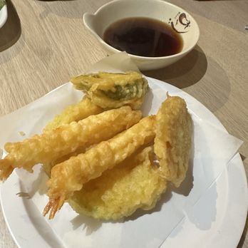 Saito & Pho Restaurant - Shrimp and vegetable tempura - Vietnamese Near Me - Ewa Beach, Hawaii Saito & Pho Restaurant - Shrimp and vegetable tempura - Vietnamese Near Me - Ewa Beach, Hawaii