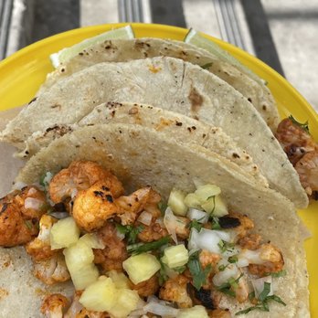 Damian - Cauliflower Al pastor - Mexican Near Me - Los Angeles, California Damian - Cauliflower Al pastor - Mexican Near Me - Los Angeles, California