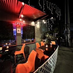 Pattaya Thai - Outdoor seating, fun ambiance even if located right on the corner