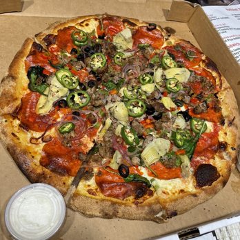 Lous Woodfire Pizza - Sandwiches Near Me - San Antonio, Texas
