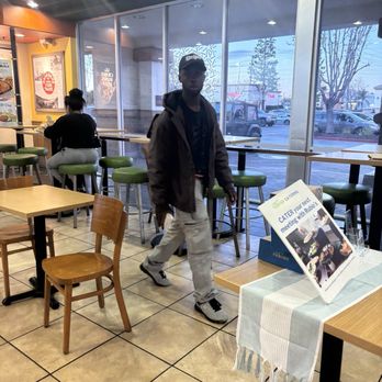 Rubio's Coastal Grill - Black guy selling fake apple products to Rubio customers. - Mexican Near Me - Santa Ana, California
