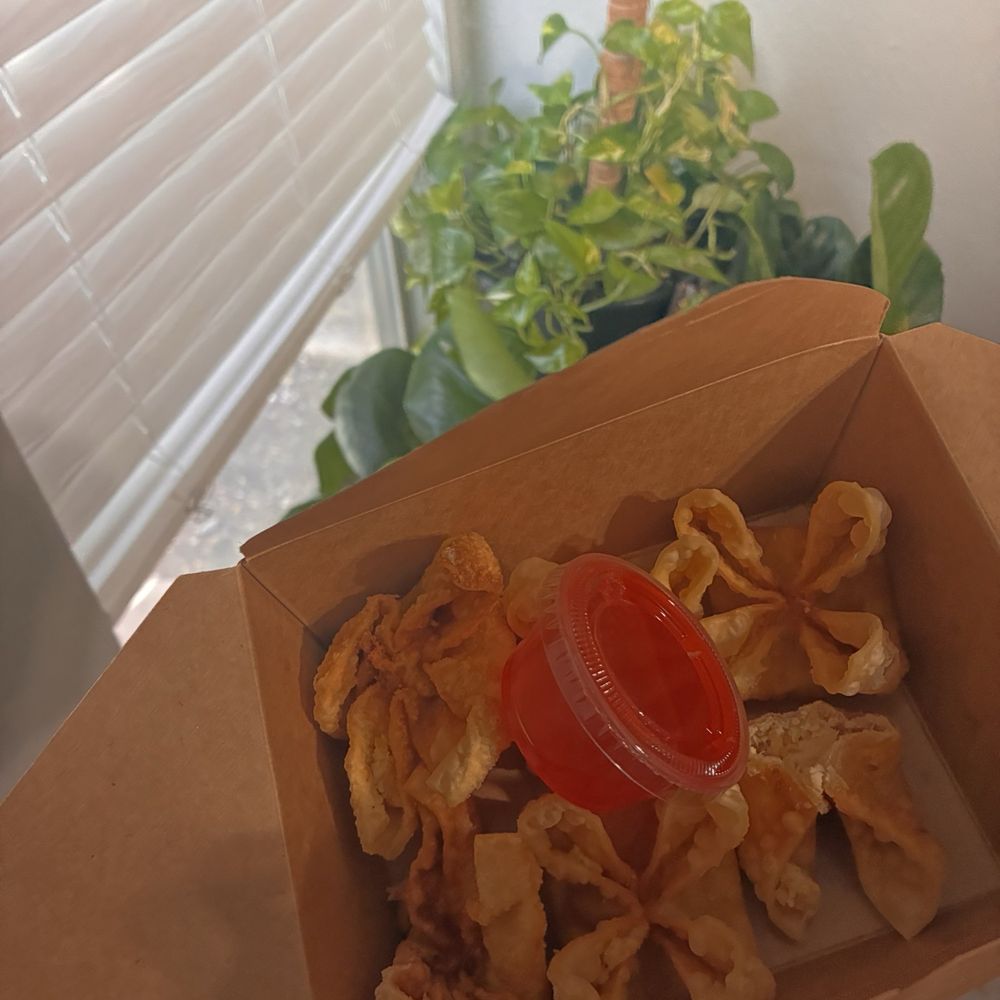Lucky House - Sushi Bars Near Me - Allen, Texas