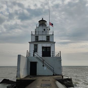 Lighthouse Park - Parks Near Me - Manitowoc, Wisconsin