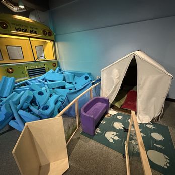 1. Sacred Heart Discovery Science Center