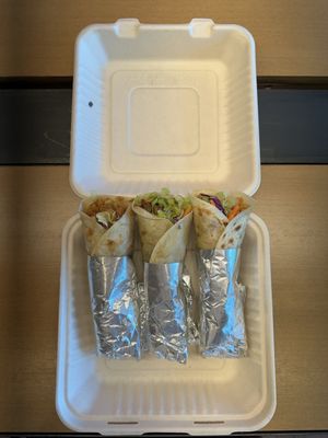 The Roll Pod Food Truck by null