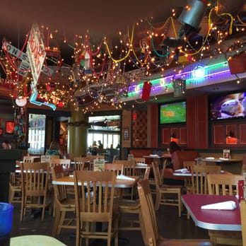 Razzoo's Cajun Cafe - Main dining are - Cajun/Creole Near Me - Fort Worth, Texas Razzoo's Cajun Cafe - Main dining are - Cajun/Creole Near Me - Fort Worth, Texas
