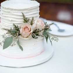 Top Tier Cakery - Dan and Melissa Photography at Crystal Mountain