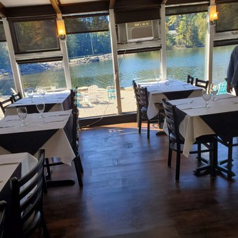 Mint - Indian Lakeside Dining - inside view - Indian Near Me - Lee, Massachusetts