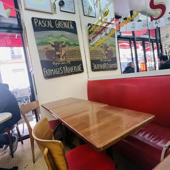 Le Petit Vendôme - Inside - Sandwiches Near Me - Paris, 75 Le Petit Vendôme - Inside - Sandwiches Near Me - Paris, 75