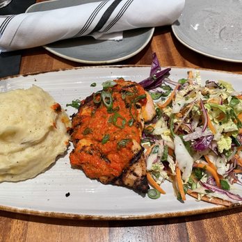 GRANVILLE - Lunch Spicy Chicken - New American Near Me - Burbank, California GRANVILLE - Lunch Spicy Chicken - New American Near Me - Burbank, California