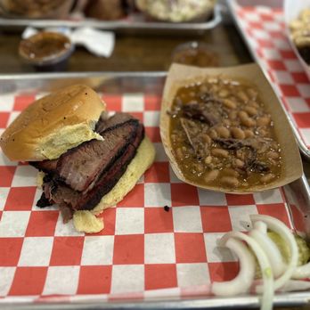 Bain Barbecue - Regular Brisket Sandwich and Single Brisket Pinto Beans - Barbeque Near Me - Memphis, Tennessee