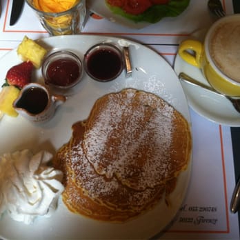 The Diner - Banana pancakes! - American Near Me - Florence, FI