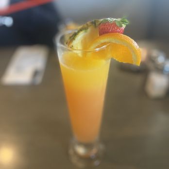 Waypoint Cafe - Tropical Mimosa - American Near Me - Camarillo, California