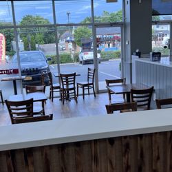 East Northport Bagel Cafe - Seating