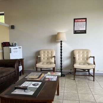 Titan Auto & Tire - Lounge area - Tires Near Me - Moseley, Virginia Titan Auto & Tire - Lounge area - Tires Near Me - Moseley, Virginia