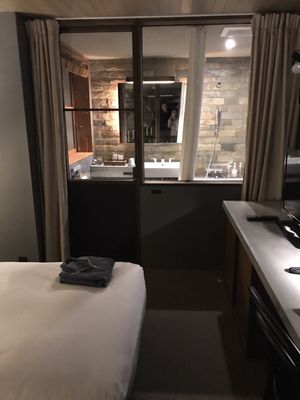 HOTEL CYCLE by null