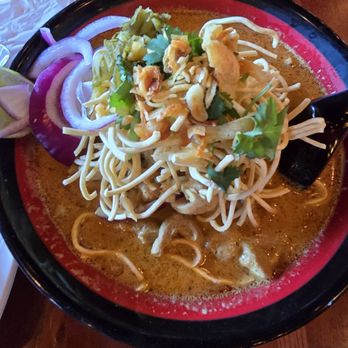 Noy’S TukTukThai On Sunrise - khao soi - Thai Near Me - Tucson, Arizona