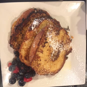 Lucille's - Croissant French toast - New American Near Me - Houston, Texas Lucille's - Croissant French toast - New American Near Me - Houston, Texas