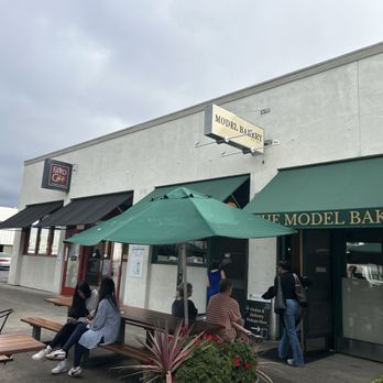 The Model Bakery - Two small shops sharing outdoor seating - Bakeries Near Me - Napa, California The Model Bakery - Two small shops sharing outdoor seating - Bakeries Near Me - Napa, California