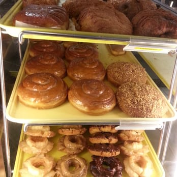 Dippin Donuts - Donuts Near Me - Adelanto, California