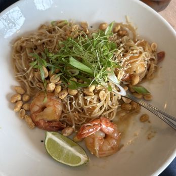 Twisted Willow - Peanut Thai shrimp - New American Near Me - Port Washington, Wisconsin Twisted Willow - Peanut Thai shrimp - New American Near Me - Port Washington, Wisconsin