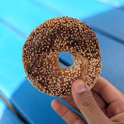 Hero's Welcome - Sesame Bagel - incredibly tasty and with perfect for a bagel! IG - @bilalandjesseatfood