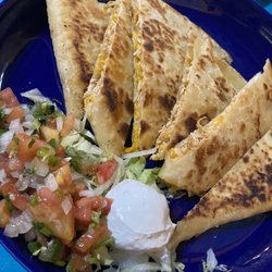 El Olivo Mexican Restaurant - Chicken quesadilla
