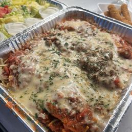 Chicken Parmesan family meal