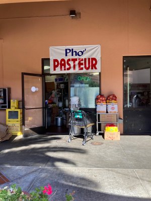 Pho Pasteur by null