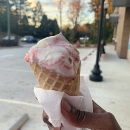 Strawberry shortcake ice cream Strawberry shortcake ice cream