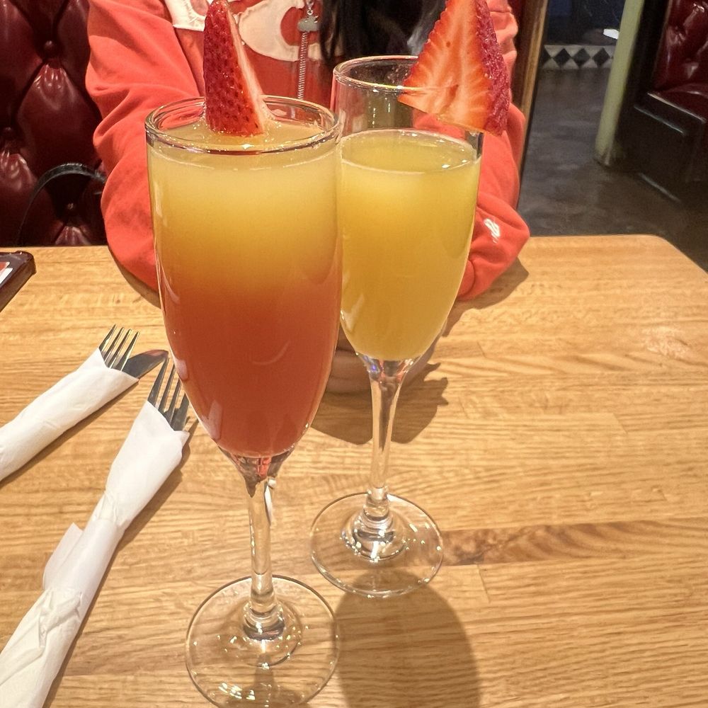 Mad Rooster Cafe - Milwaukee - Sunrise mimosa and oj mimosa - Cafes Near Me - West Milwaukee, Wisconsin Mad Rooster Cafe - Milwaukee - Sunrise mimosa and oj mimosa - Cafes Near Me - West Milwaukee, Wisconsin