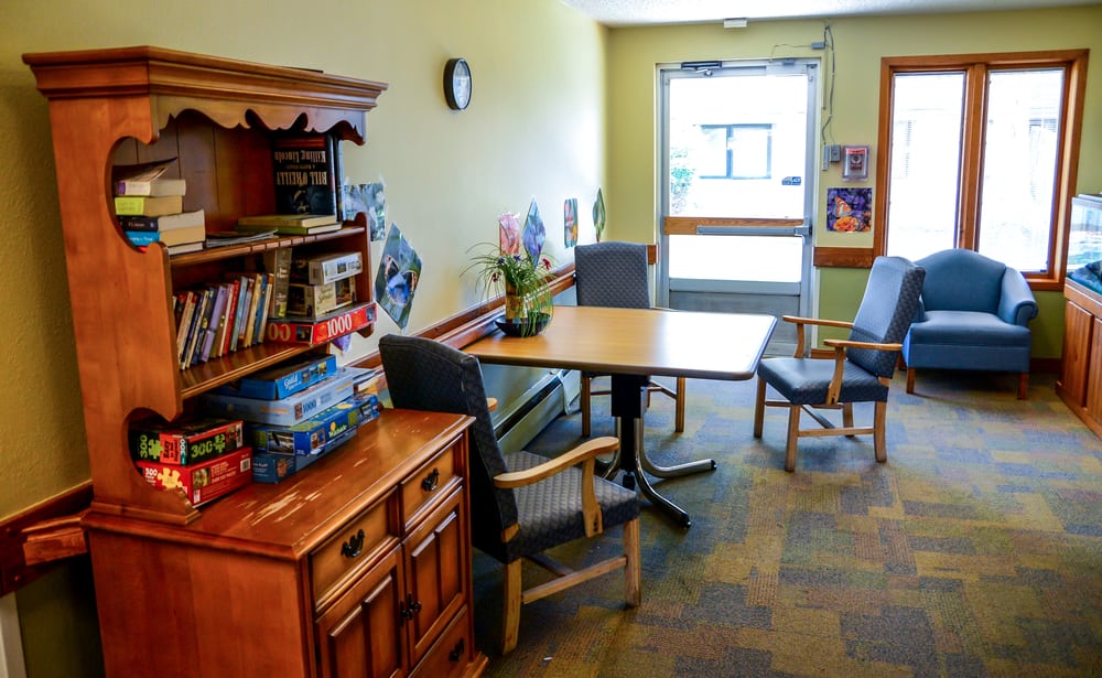 CEDARS HEALTHCARE CENTER Updated September 2024 1599 Ingalls St