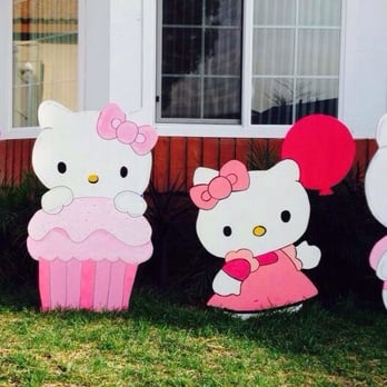 Bounce It Up Party Rentals - Hello Kitty wood yard decorations - Party Supplies Near Me Bounce It Up Party Rentals - Hello Kitty wood yard decorations - Party Supplies Near Me