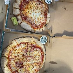 Papa Johns Pizza - Flat and unproofed pizzas