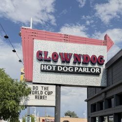 Restaurant outdoor signage