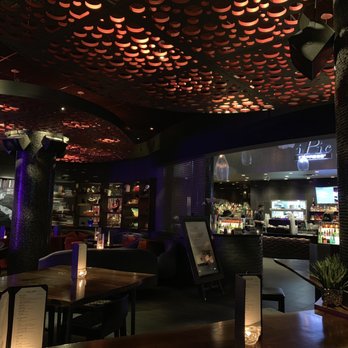 The Tuck Room - Lounge/seating area - Cocktail Bars Near Me - North Miami Beach, Florida