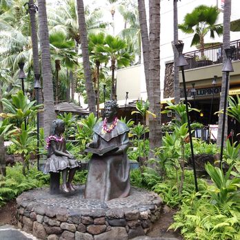 Royal Hawaiian Center - Shopping Centers Near Me - Honolulu, Hawaii Royal Hawaiian Center - Shopping Centers Near Me - Honolulu, Hawaii