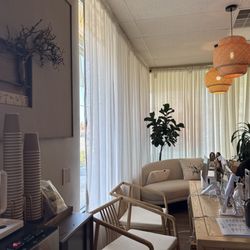 Tou Dao Tang Hair & Scalp Head Spa - The main room