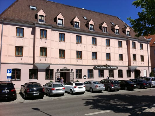 Hotel - Restaurant Zu den Drei Kronen by null