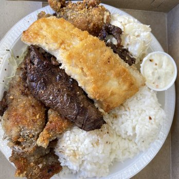 Rainbow Drive-In - Mix Plate - Hawaiian Near Me - Honolulu, Hawaii