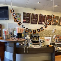 Tapioca Express - Nice Halloween decorations