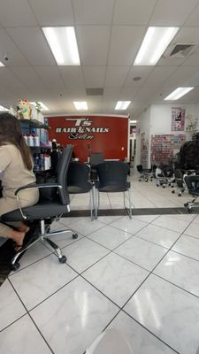 T's Hair and Nail Salon