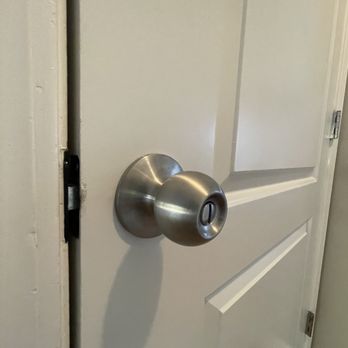 2 Girls & A Towel - Years of dirt gone and looks brand new again. - Home Cleaning Near Me