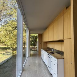 Farnsworth House Visitor Center