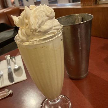 Bob’s Big Boy - Orange Milkshake - American Near Me - Burbank, California Bob’s Big Boy - Orange Milkshake - American Near Me - Burbank, California