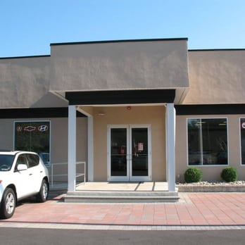 Besco Windows and Doors - the front of a restaurant - General Contractors Near Me - Langhorne, Pennsylvania Besco Windows and Doors - the front of a restaurant - General Contractors Near Me - Langhorne, Pennsylvania